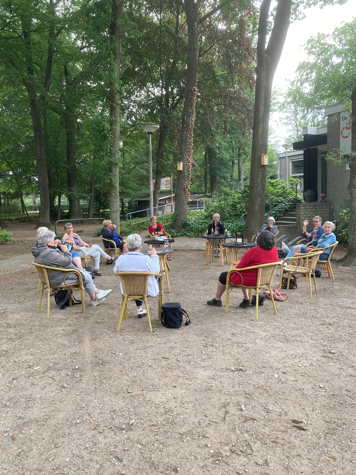 De Kuip weer open na lockdown (2)