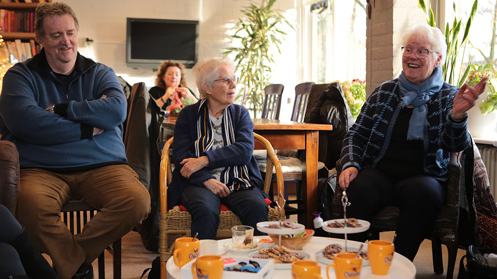 Inloopmiddag in De Kuip - Samen ontmoeten koffie en thee